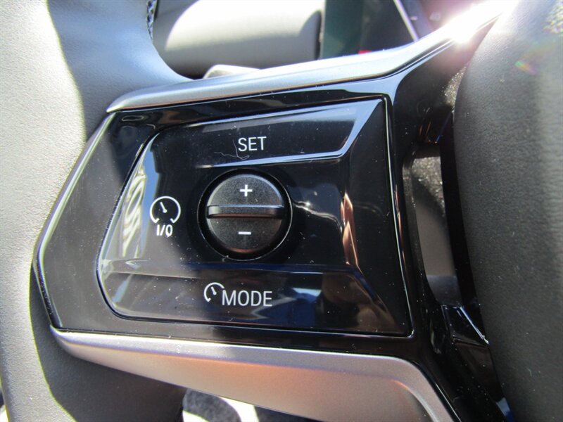 2025 BMW i5 AWD,PREM PKG,TECH PKG,HUD,SILVER CERTIFIED - Photo 25 - Haddon Twp, NJ 08107