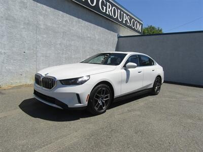 2025 BMW i5 AWD,PREM PKG,TECH PKG,HUD,SILVER CERTIFIED - Photo 5 - Haddon Twp, NJ 08107