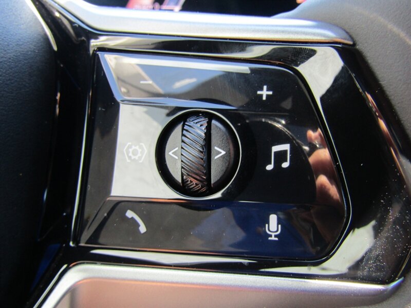 2025 BMW i5 AWD,PREM PKG,TECH PKG,HUD,SILVER CERTIFIED - Photo 27 - Haddon Twp, NJ 08107