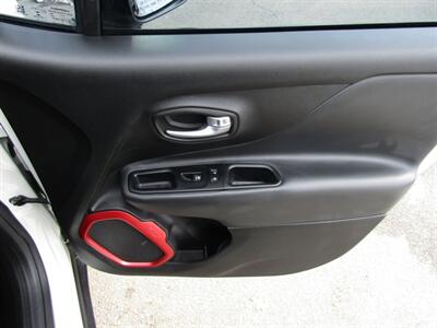 2018 Jeep Renegade TRAILHAWK,AWD,SAFTY PKG,NAV,RVC,SILVER CERTIFIED   - Photo 24 - Haddon Twp, NJ 08107