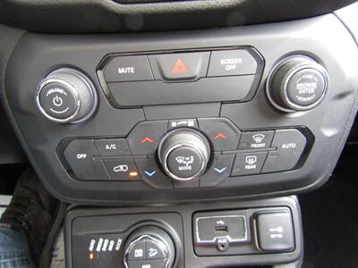 2018 Jeep Renegade TRAILHAWK,AWD,SAFTY PKG,NAV,RVC,SILVER CERTIFIED   - Photo 33 - Haddon Twp, NJ 08107