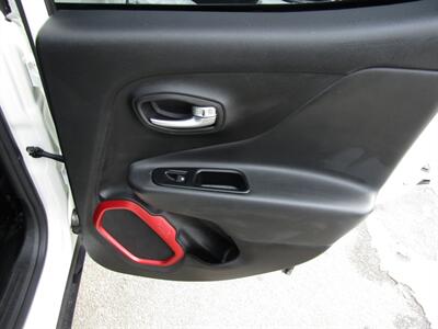 2018 Jeep Renegade TRAILHAWK,AWD,SAFTY PKG,NAV,RVC,SILVER CERTIFIED   - Photo 21 - Haddon Twp, NJ 08107