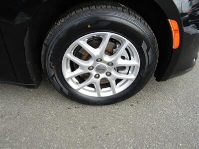 2021 Chrysler Voyager LXI,LEATHER,PWR PKG,CONV PKG,RVC,SILVER CERTIFIED   - Photo 32 - Haddon Twp, NJ 08107
