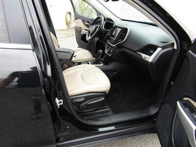 2017 Jeep Cherokee LATITUDE,4X4,CONV PKG,SILVER CERTIFIED   - Photo 35 - Haddon Twp, NJ 08107