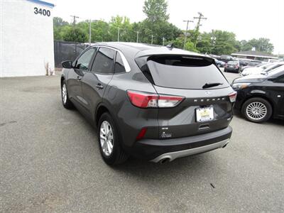 2020 Ford Escape SE,CONV PKG,RVC,DR ASST PKG,SILVER CERTIFIED   - Photo 5 - Haddon Twp, NJ 08107