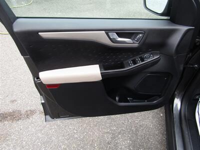 2020 Ford Escape SE,CONV PKG,RVC,DR ASST PKG,SILVER CERTIFIED   - Photo 32 - Haddon Twp, NJ 08107
