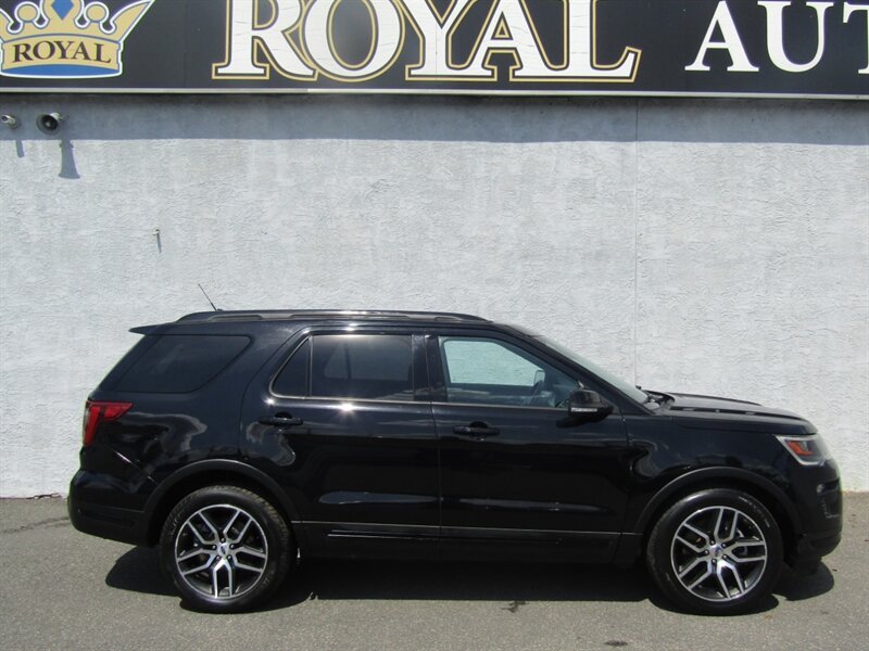2018 Ford Explorer SPORT4X4 .PANO,CONV PKG,RVC,SILVER CERTIFIED - Photo 2 - Haddon Twp, NJ 08107