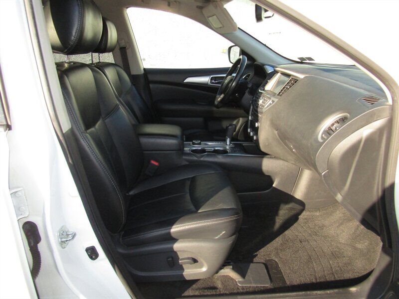 2018 Nissan Pathfinder SL,AWD,NAV,MIDNIGHT EDITION PKG ,SILVER CERTIFIED - Photo 22 - Haddon Twp, NJ 08107