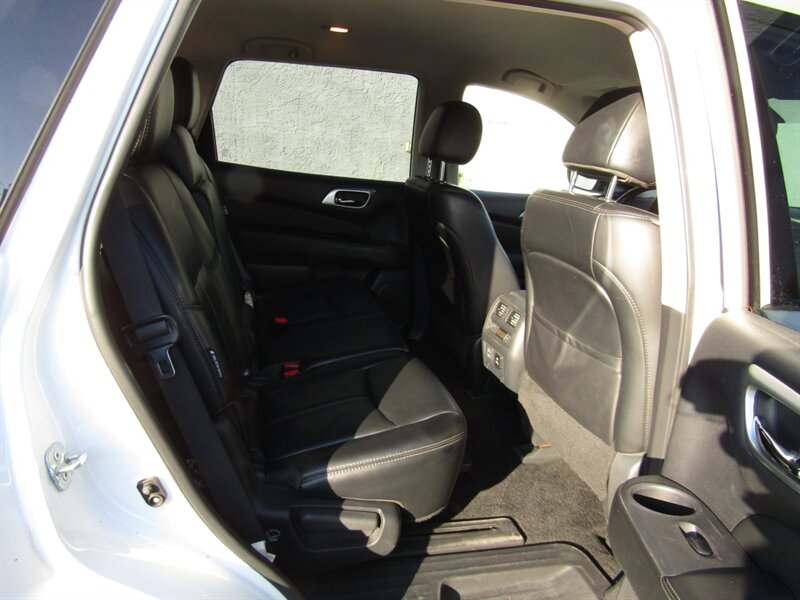 2018 Nissan Pathfinder SL,AWD,NAV,MIDNIGHT EDITION PKG ,SILVER CERTIFIED - Photo 19 - Haddon Twp, NJ 08107