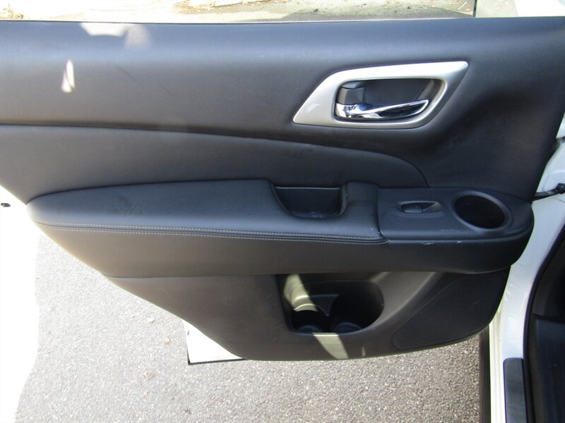 2018 Nissan Pathfinder SL,AWD,NAV,MIDNIGHT EDITION PKG ,SILVER CERTIFIED - Photo 16 - Haddon Twp, NJ 08107