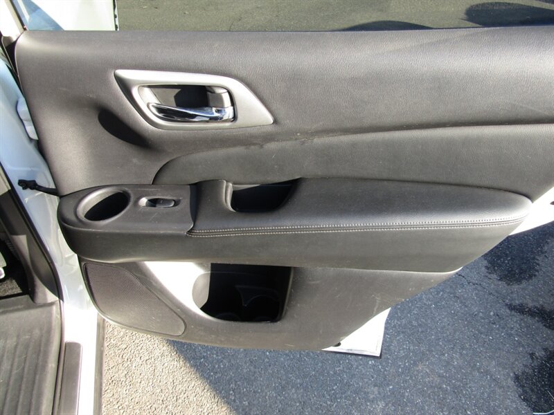 2018 Nissan Pathfinder SL,AWD,NAV,MIDNIGHT EDITION PKG ,SILVER CERTIFIED - Photo 20 - Haddon Twp, NJ 08107