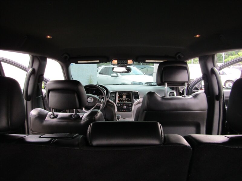 2017 Jeep Grand Cherokee AWD,NAV,PREM PKG,PANO ROOF,RVC.SILVER CERTIFIED - Photo 48 - Haddon Twp, NJ 08107