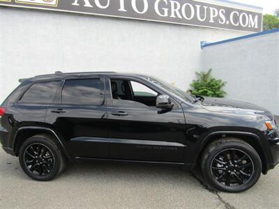 2017 Jeep Grand Cherokee AWD,NAV,PREM PKG,PANO ROOF,RVC.SILVER CERTIFIED   - Photo 8 - Haddon Twp, NJ 08107