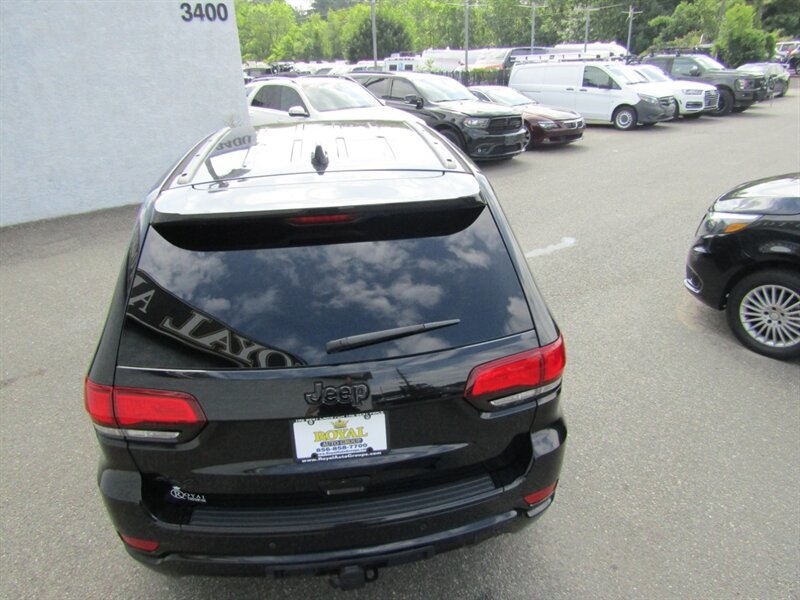 2017 Jeep Grand Cherokee AWD,NAV,PREM PKG,PANO ROOF,RVC.SILVER CERTIFIED - Photo 30 - Haddon Twp, NJ 08107