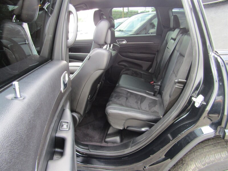 2017 Jeep Grand Cherokee AWD,NAV,PREM PKG,PANO ROOF,RVC.SILVER CERTIFIED - Photo 36 - Haddon Twp, NJ 08107