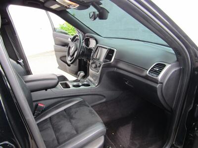 2017 Jeep Grand Cherokee AWD,NAV,PREM PKG,PANO ROOF,RVC.SILVER CERTIFIED   - Photo 45 - Haddon Twp, NJ 08107
