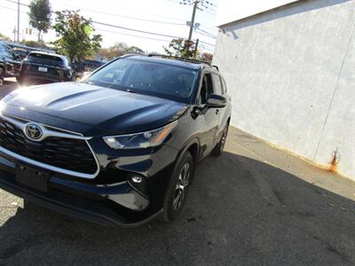 2023 Toyota Highlander XLE   - Photo 20 - Haddon Twp, NJ 08107