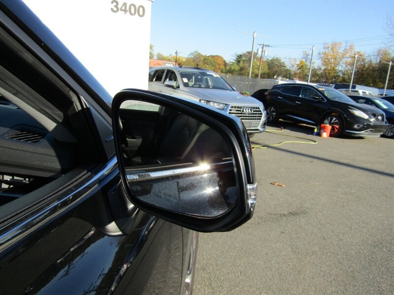 2023 Toyota Highlander XLE   - Photo 30 - Haddon Twp, NJ 08107