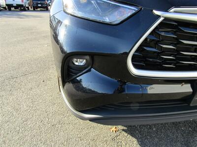 2023 Toyota Highlander XLE   - Photo 10 - Haddon Twp, NJ 08107