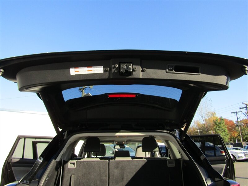 2023 Toyota Highlander XLE   - Photo 45 - Haddon Twp, NJ 08107