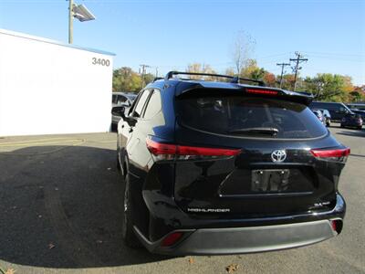 2023 Toyota Highlander XLE   - Photo 28 - Haddon Twp, NJ 08107