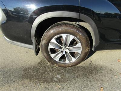 2023 Toyota Highlander XLE   - Photo 16 - Haddon Twp, NJ 08107