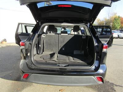 2023 Toyota Highlander XLE   - Photo 44 - Haddon Twp, NJ 08107