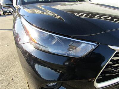 2023 Toyota Highlander XLE   - Photo 9 - Haddon Twp, NJ 08107