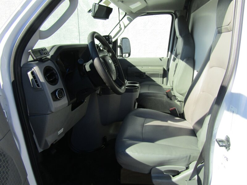 2023 Ford E-350 SD - Photo 10 - Haddon Twp, NJ 08107
