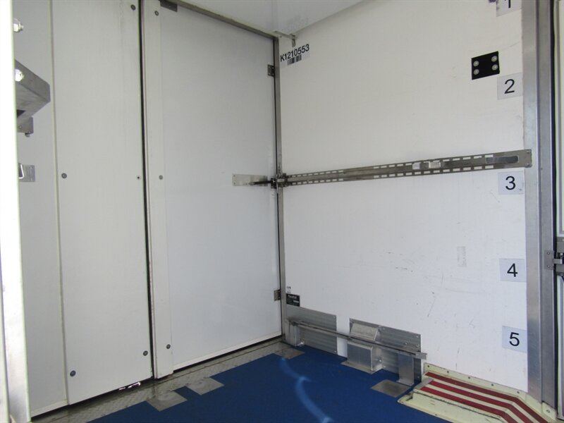 2023 Ford E-350 SD - Photo 27 - Haddon Twp, NJ 08107