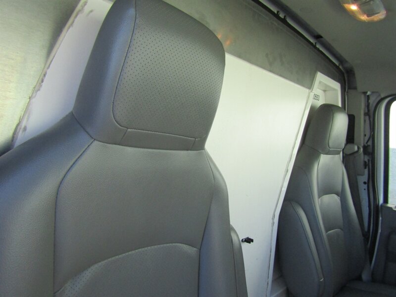 2023 Ford E-350 SD - Photo 12 - Haddon Twp, NJ 08107
