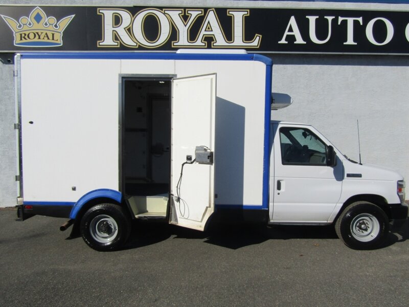 2023 Ford E-350 SD - Photo 25 - Haddon Twp, NJ 08107
