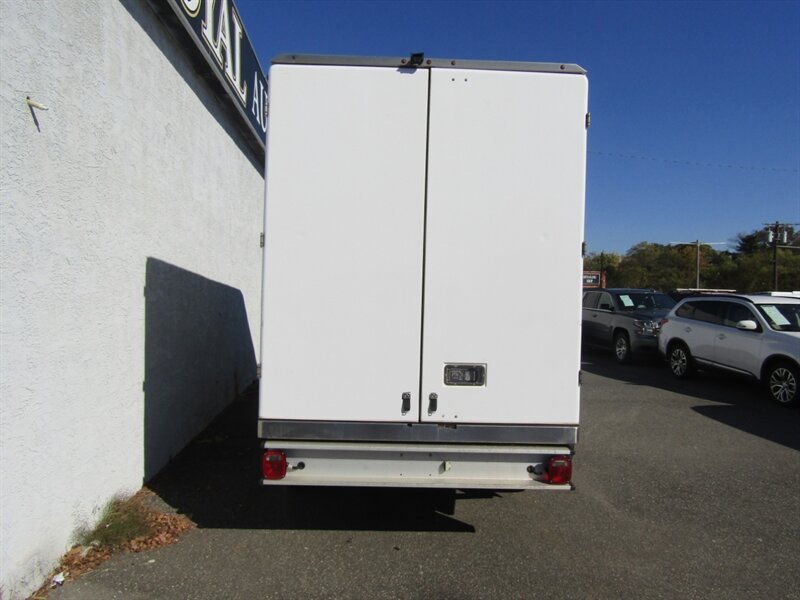 2023 Ford E-350 SD - Photo 7 - Haddon Twp, NJ 08107