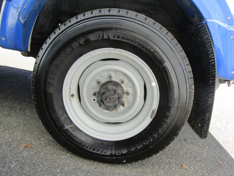 2023 Ford E-350 SD - Photo 36 - Haddon Twp, NJ 08107