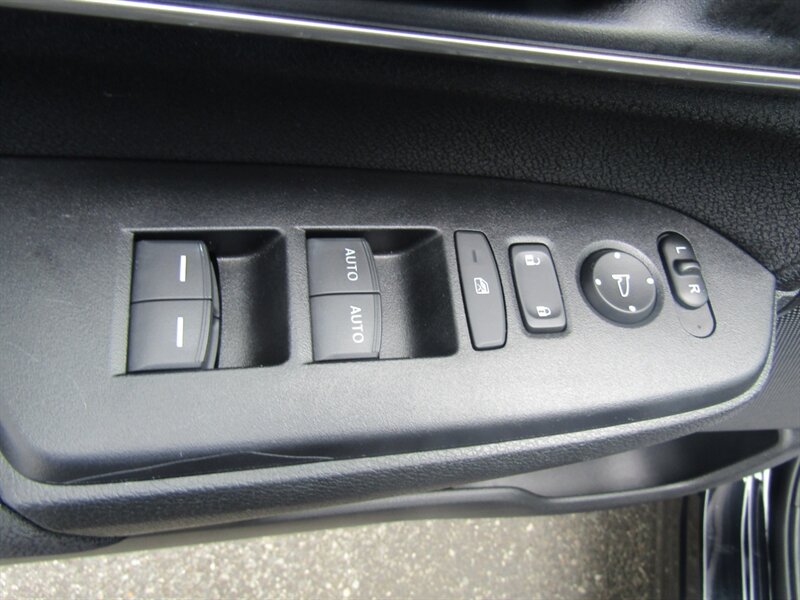 2021 Honda CR-V EX,AWD,TECH PKG,CONV PKG,RVC,SILVER CERTIFIED - Photo 10 - Haddon Twp, NJ 08107