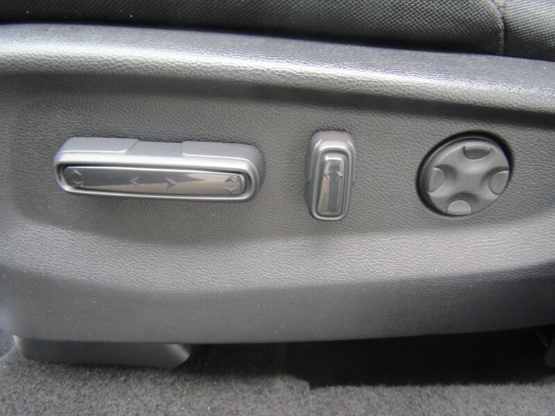 2021 Honda CR-V EX,AWD,TECH PKG,CONV PKG,RVC,SILVER CERTIFIED - Photo 11 - Haddon Twp, NJ 08107