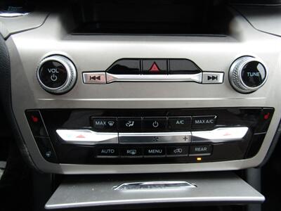 2022 Ford Explorer 4X4,LEATHER,PANOROOF,DR.ASST PKG,TECH PKG   - Photo 35 - Haddon Twp, NJ 08107