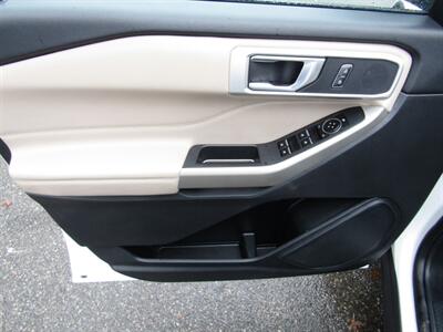 2022 Ford Explorer 4X4,LEATHER,PANOROOF,DR.ASST PKG,TECH PKG   - Photo 11 - Haddon Twp, NJ 08107
