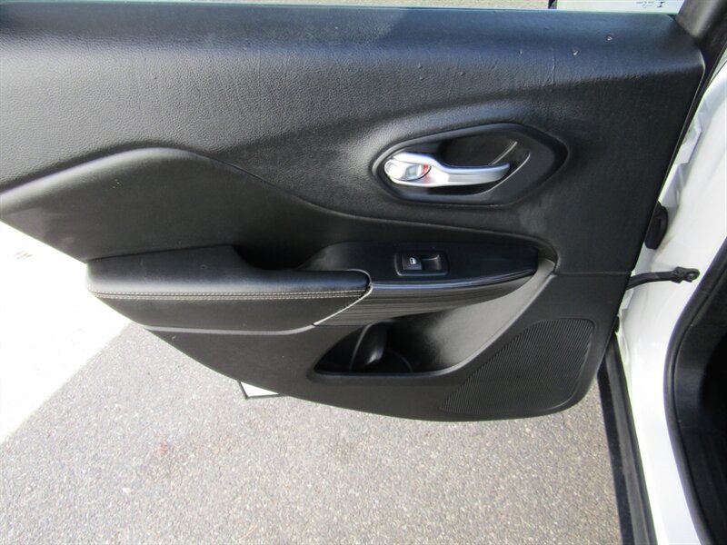 2015 Jeep Cherokee Limited - Photo 17 - Haddon Twp, NJ 08107