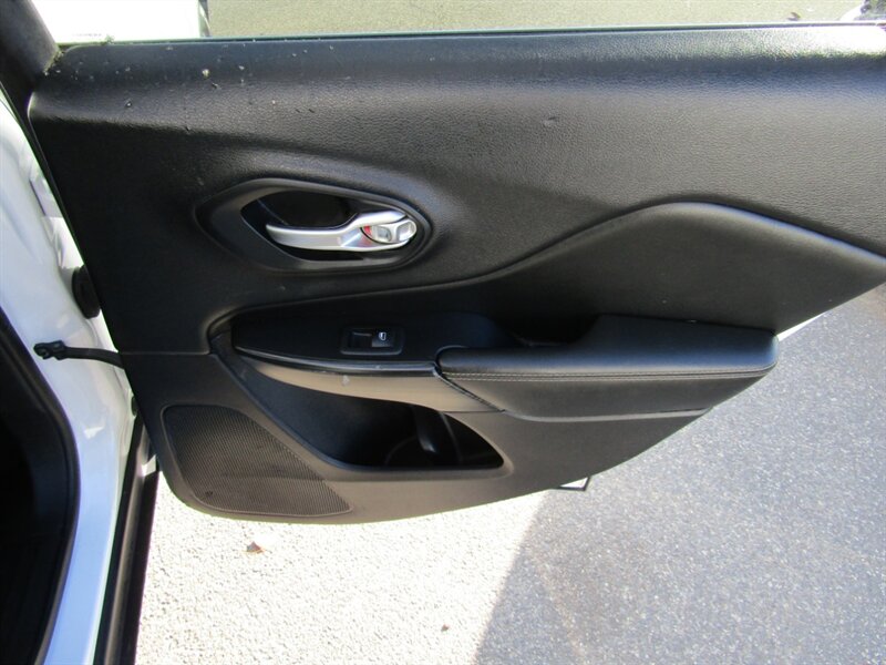 2015 Jeep Cherokee Limited - Photo 22 - Haddon Twp, NJ 08107