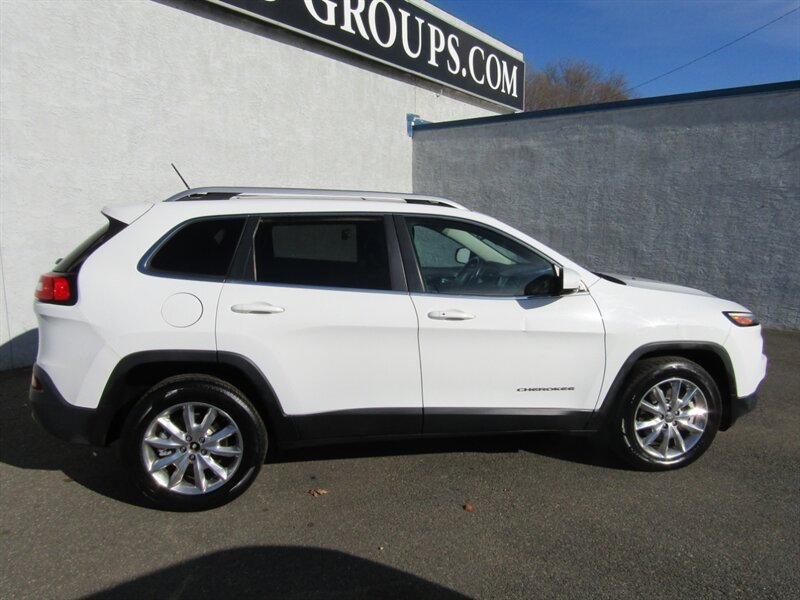 2015 Jeep Cherokee Limited - Photo 8 - Haddon Twp, NJ 08107