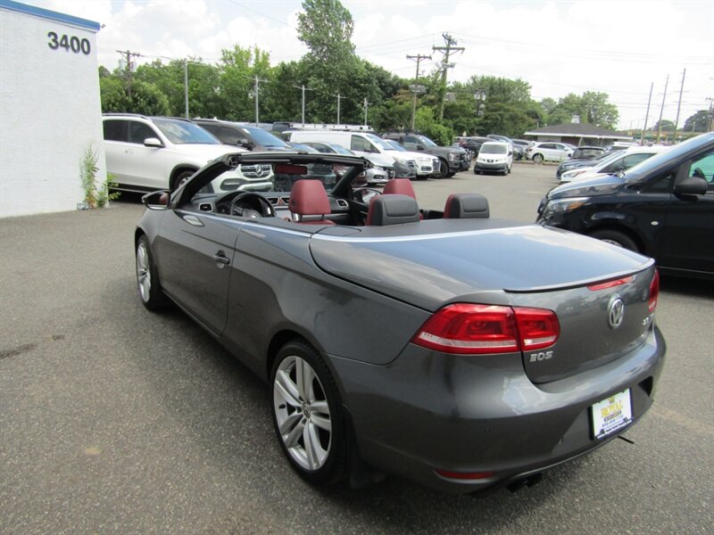 2014 Volkswagen Eos Executive SULEV - Photo 5 - Haddon Twp, NJ 08107