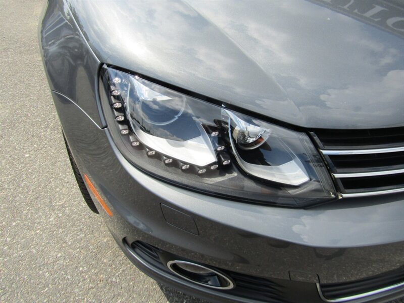 2014 Volkswagen Eos Executive SULEV - Photo 9 - Haddon Twp, NJ 08107