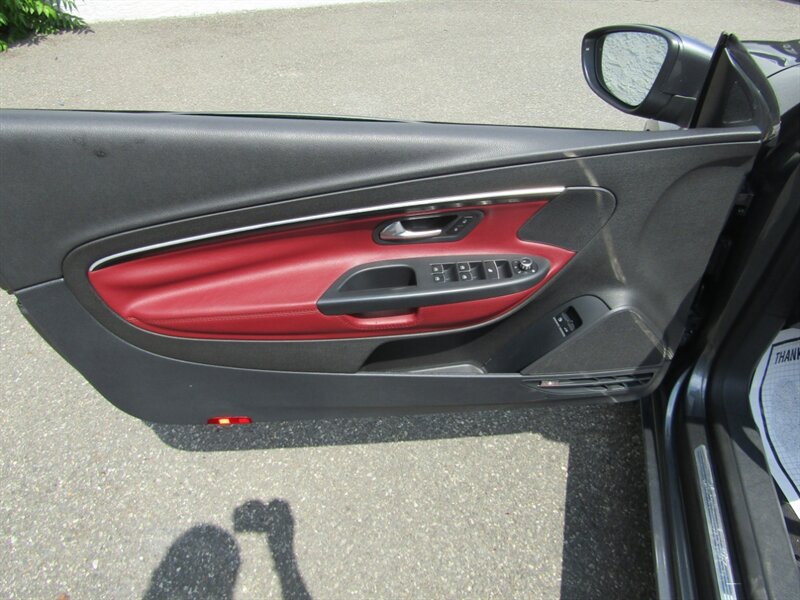 2014 Volkswagen Eos Executive SULEV - Photo 31 - Haddon Twp, NJ 08107