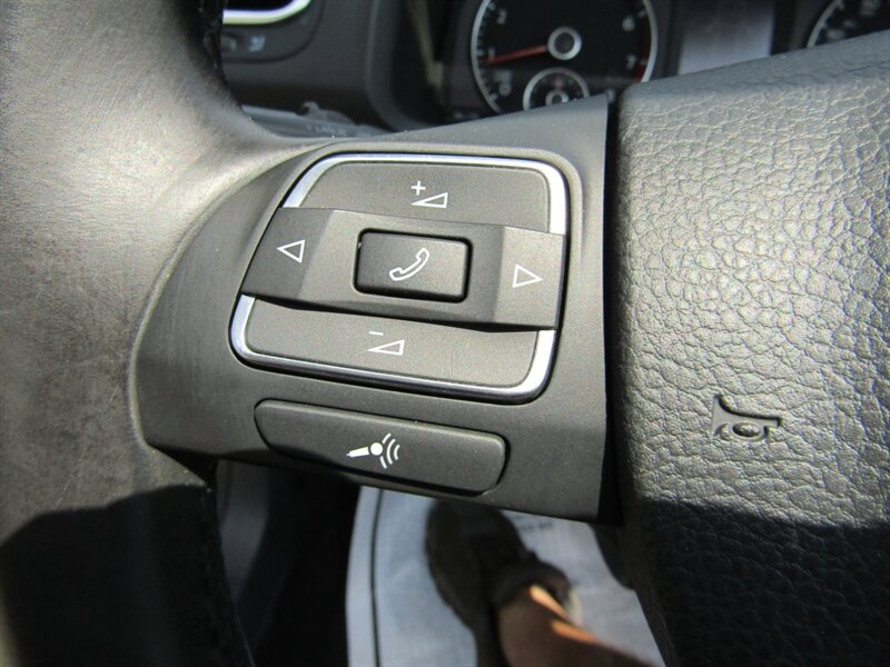 2014 Volkswagen Eos Executive SULEV - Photo 44 - Haddon Twp, NJ 08107