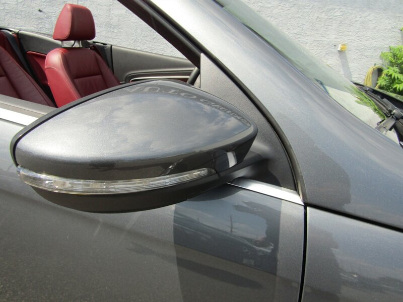 2014 Volkswagen Eos Executive SULEV - Photo 30 - Haddon Twp, NJ 08107