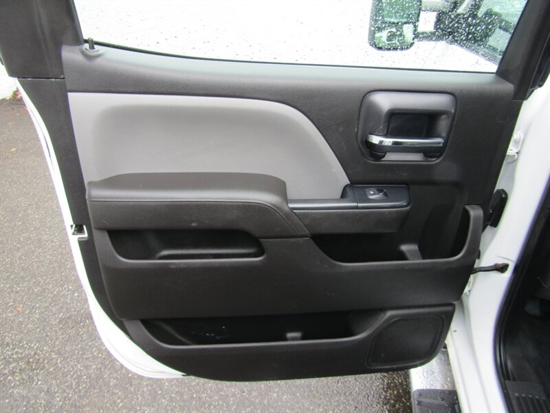 2017 Chevrolet Silverado 3500 4X4,HD,CONV PKG,,SILVER CERTIFIED - Photo 35 - Haddon Twp, NJ 08107