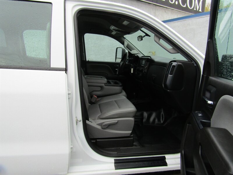 2017 Chevrolet Silverado 3500 4X4,HD,CONV PKG,,SILVER CERTIFIED - Photo 40 - Haddon Twp, NJ 08107