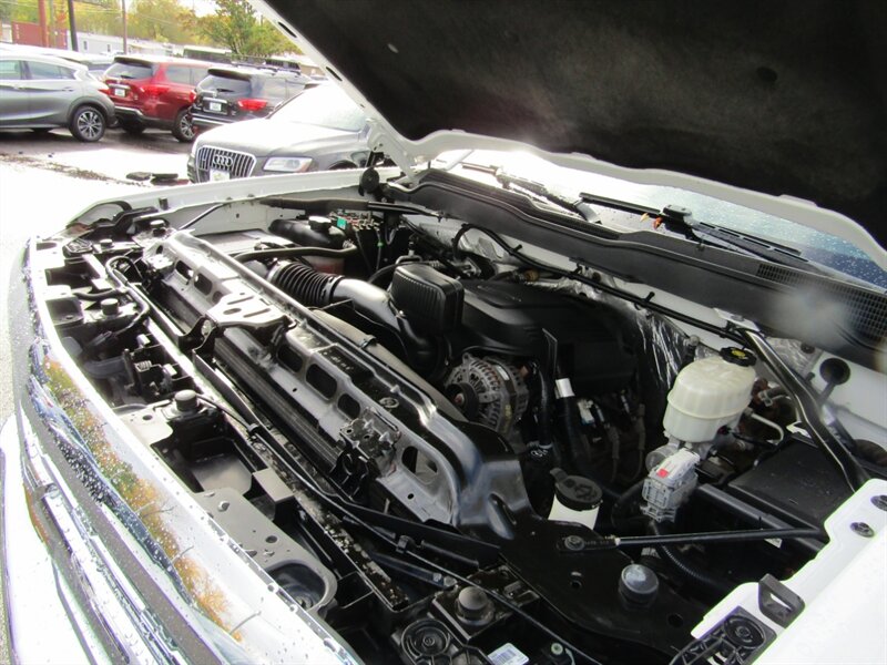 2017 Chevrolet Silverado 3500 4X4,HD,CONV PKG,,SILVER CERTIFIED - Photo 57 - Haddon Twp, NJ 08107