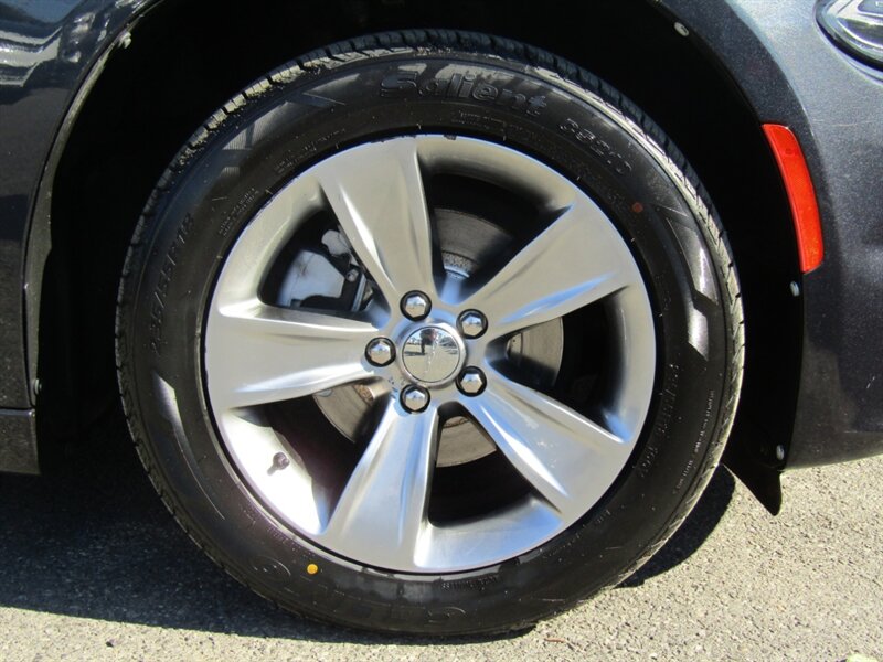 2016 Dodge Charger SXT,CONV PKG,COMFORT PKG,RVC,SILVER CERTIFIED - Photo 35 - Haddon Twp, NJ 08107